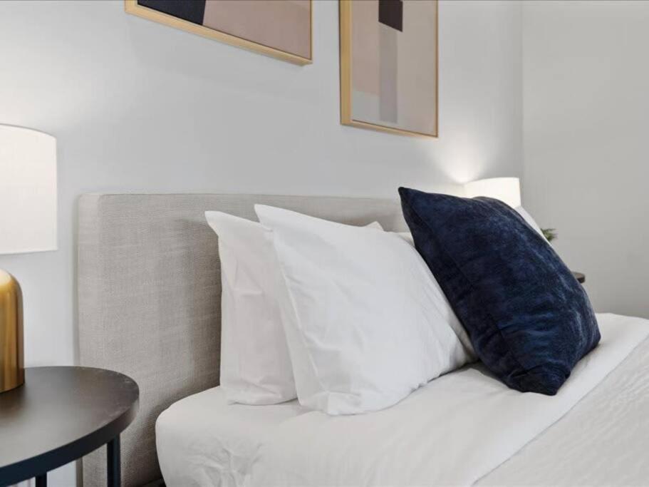 Cozysuites Dream 1Br, Ppg Paints Arena, Pitts พิตต์สเบิร์ก ภายนอก รูปภาพ